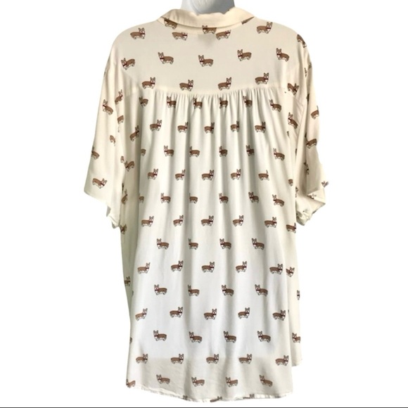 Torrid Women’s Corgie Print Stretch White Button Up SS Shirt plus size 4X in EUC - Picture 3 of 16